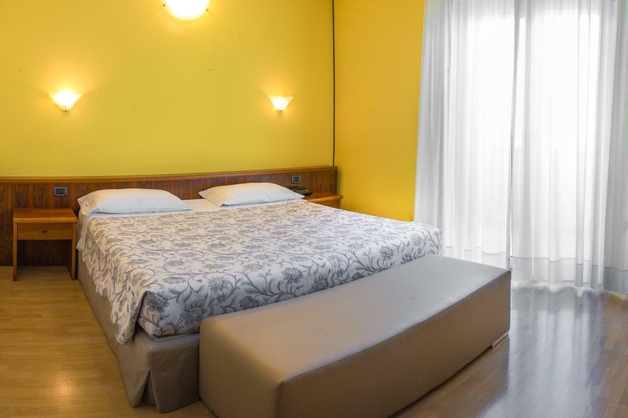 Hotel Terme Paradiso Abano Terme Esterno foto
